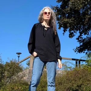 Blus Cozy Svart | Rino