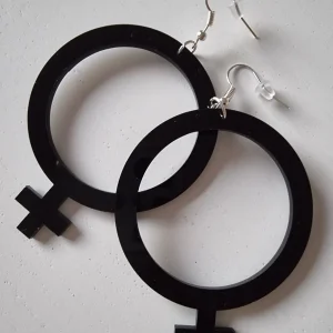 Örhängen Feminist Svart | Rino