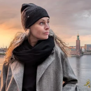 Tubsjal Ull svart | Rino
